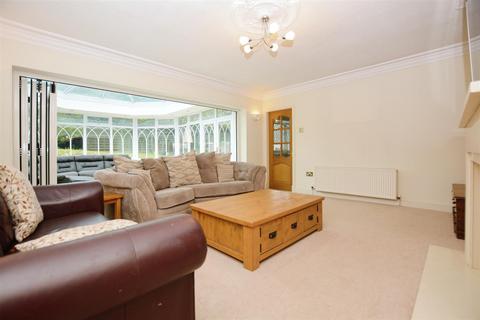 2 Valewood, Bottesford, Scunthorpe, DN16 3RS