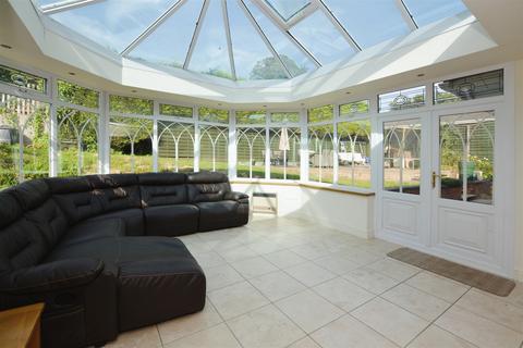 2 Valewood, Bottesford, Scunthorpe, DN16 3RS