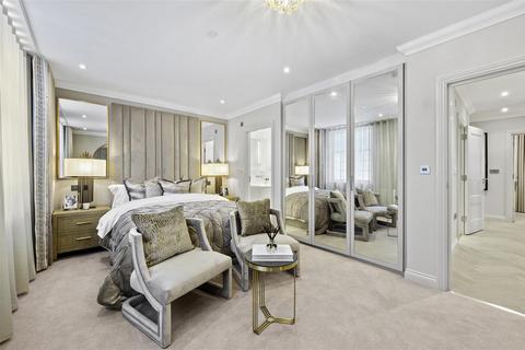 3 bedroom apartment for sale, Gibbard Mews, High Street, Wimbledon Village, SW19