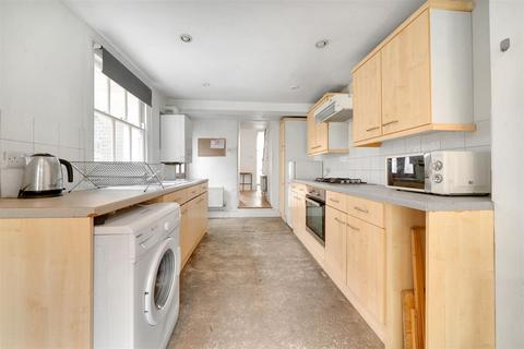 171 Swaton Road, London, E3 4EP