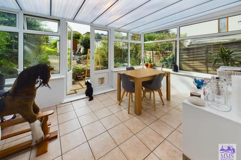 131 Darnley Road, Rochester, ME2 2UH