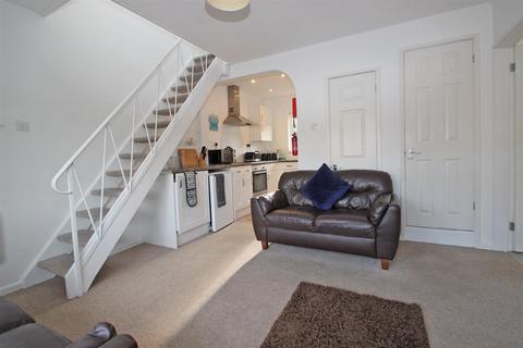 3 bedroom semi-detached bungalow for sale - Duver Road, Seaview