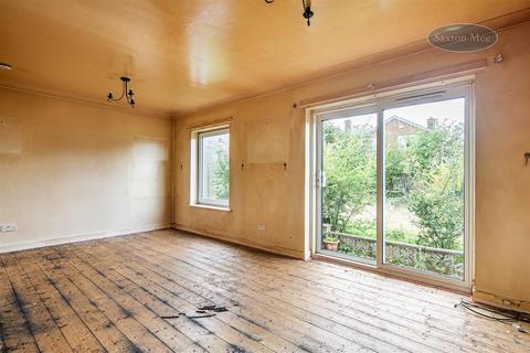 28 Helliwell Lane, Deepcar, Sheffield, S36 2QH