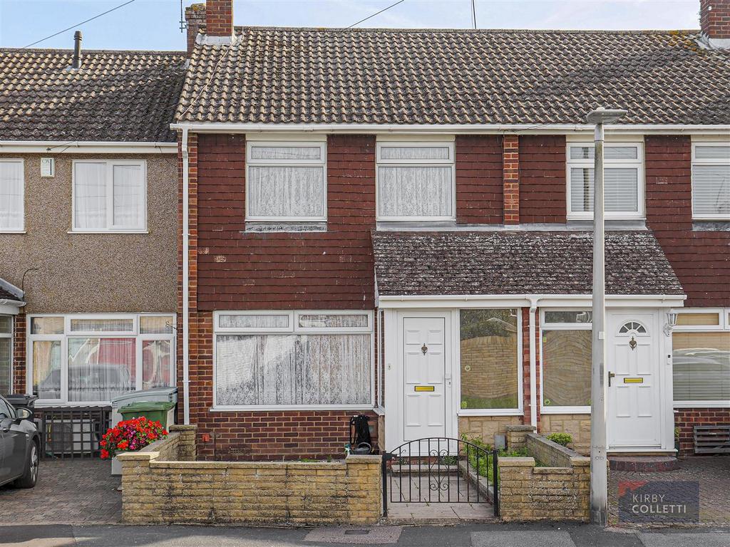 Caxton Road, Hoddesdon 3 bed terraced house for sale £385,000