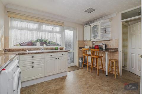 38 Caxton Road, Hoddesdon, EN11 9PG