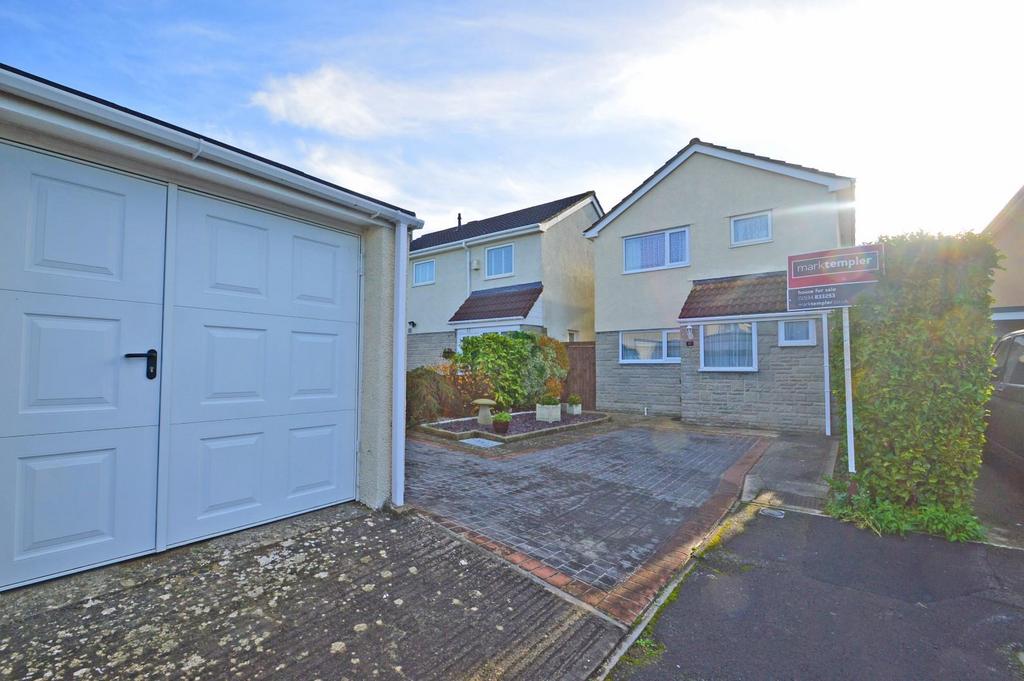 Front with garage.JPG