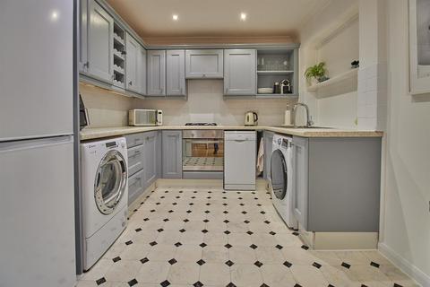 22 Adrian Drive, Barwell, Leicester, LE9 8GA