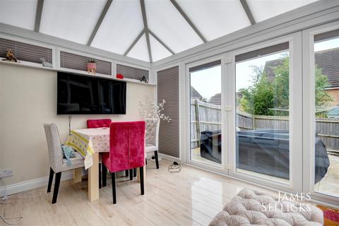 74 Devana Way, Great Glen, Leicester, LE8 9AE