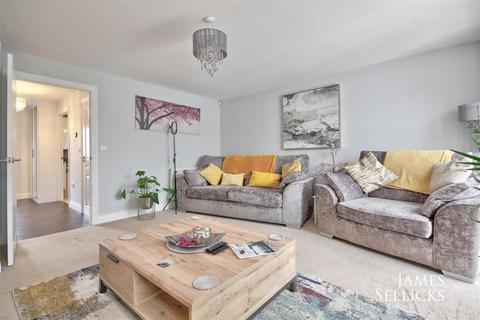 74 Devana Way, Great Glen, Leicester, LE8 9AE