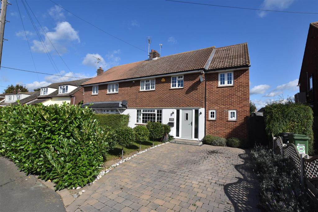 Maldon Road, Hatfield Peverel, Chelmsford 4 bed house for sale £535,000