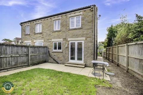 3 Pasture Gardens, Norton, Doncaster, DN6 9GH