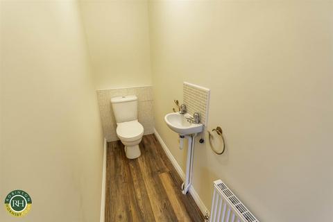 3 Pasture Gardens, Norton, Doncaster, DN6 9GH