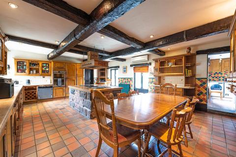 5 bedroom barn conversion for sale, Oak Bank Barn, Heatley Lane, Broomhall, Nantwich