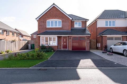 3 bedroom detached house for sale, Mckelvey Way, Audlem, Cheshire