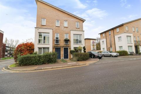 3 bedroom townhouse for sale, Tanyard Place, Harlow
