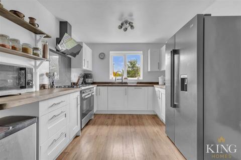 10 Langston Way, Bidford On Avon, Alcester, B50 4FZ