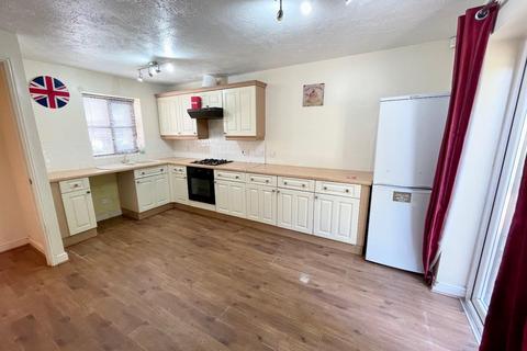 3 Botham Fields, Huddersfield, HD3 4PJ
