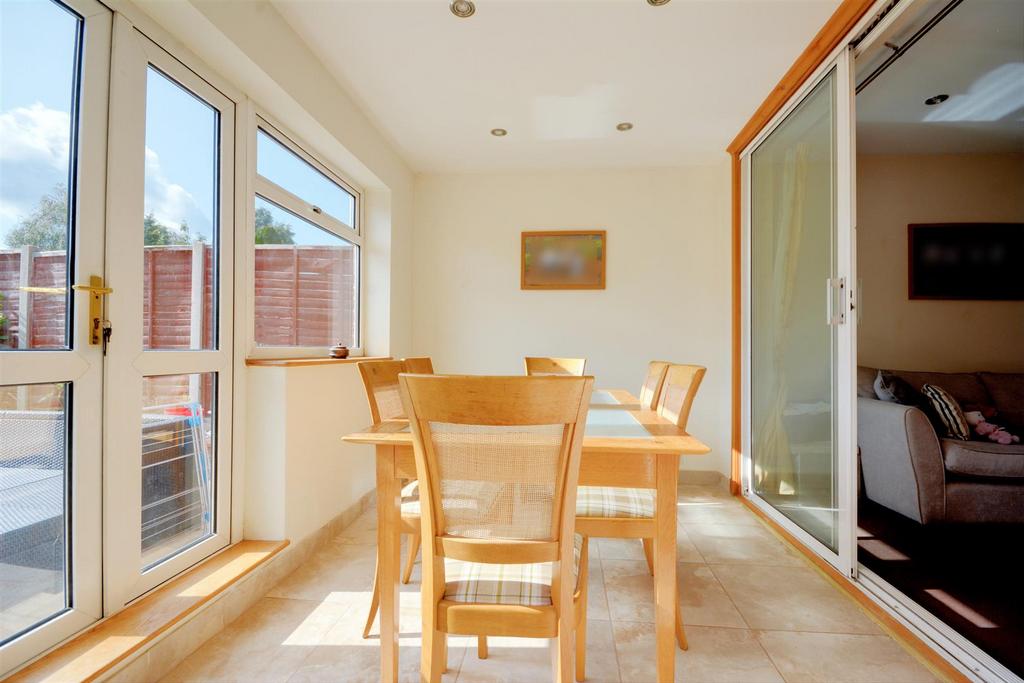 Dining Room 2.jpeg