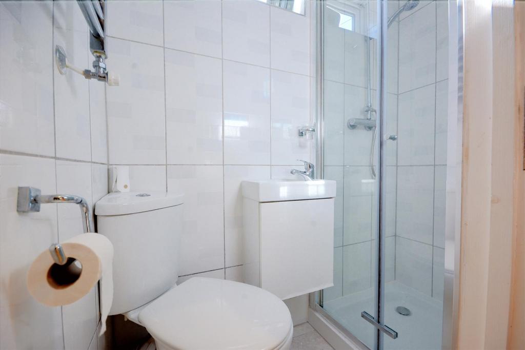 Shower Room.jpeg