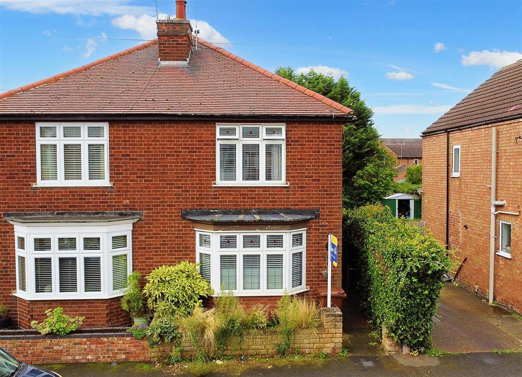Stafford Street, Long Eaton 3 bed semidetached house for sale £205,000