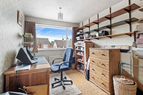 27 Hinton Avenue, Alvechurch, Birmingham, B48 7LZ