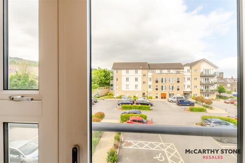 1 bedroom apartment for sale, Chesterton Court, Railway Road, Ilkley