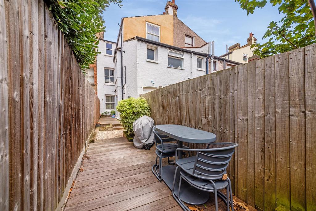 GARRATT TERRACE, 21 A-25.jpg