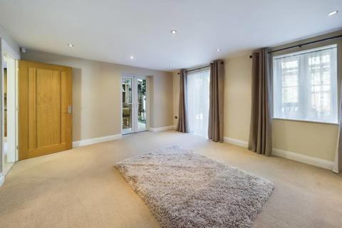 5 bedroom detached house to rent - West End Road, West End