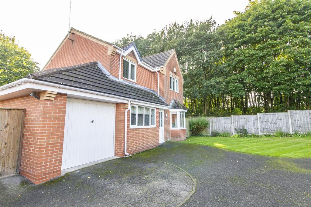 Ashton Road, Clay Cross, Chesterfield 3 bed detached house for sale £
