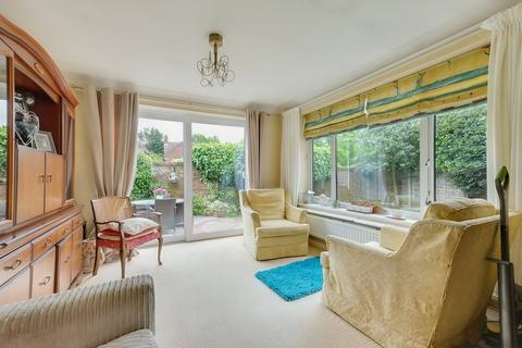 6 Buckleys, Chelmsford, CM2 7DY