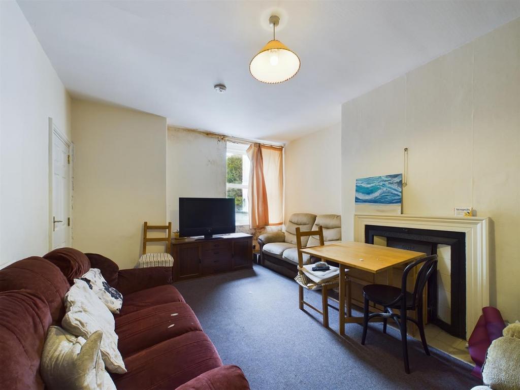 Coulston Road, Lancaster 5 bed terraced house for sale £255,000
