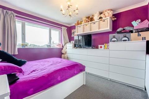 3 bedroom terraced house for sale - Falcon Green, Larkfield, Aylesford