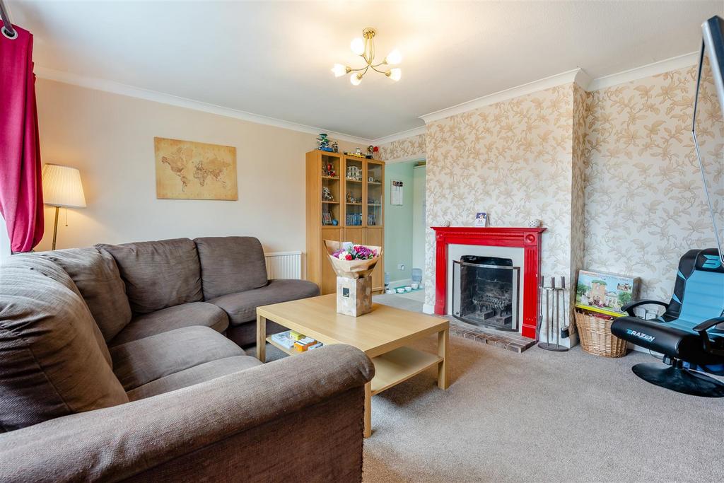 8571386-interior11.jpg