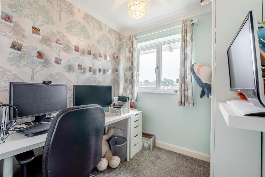 8571386-interior01.jpg