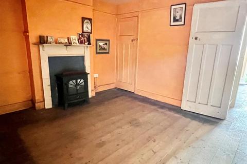 69 Chapel Road, Burnham-on-crouch, CM0 8JD