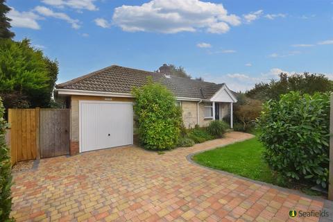 2 bedroom detached bungalow for sale - Walls Road, Bembridge, PO35 5RH