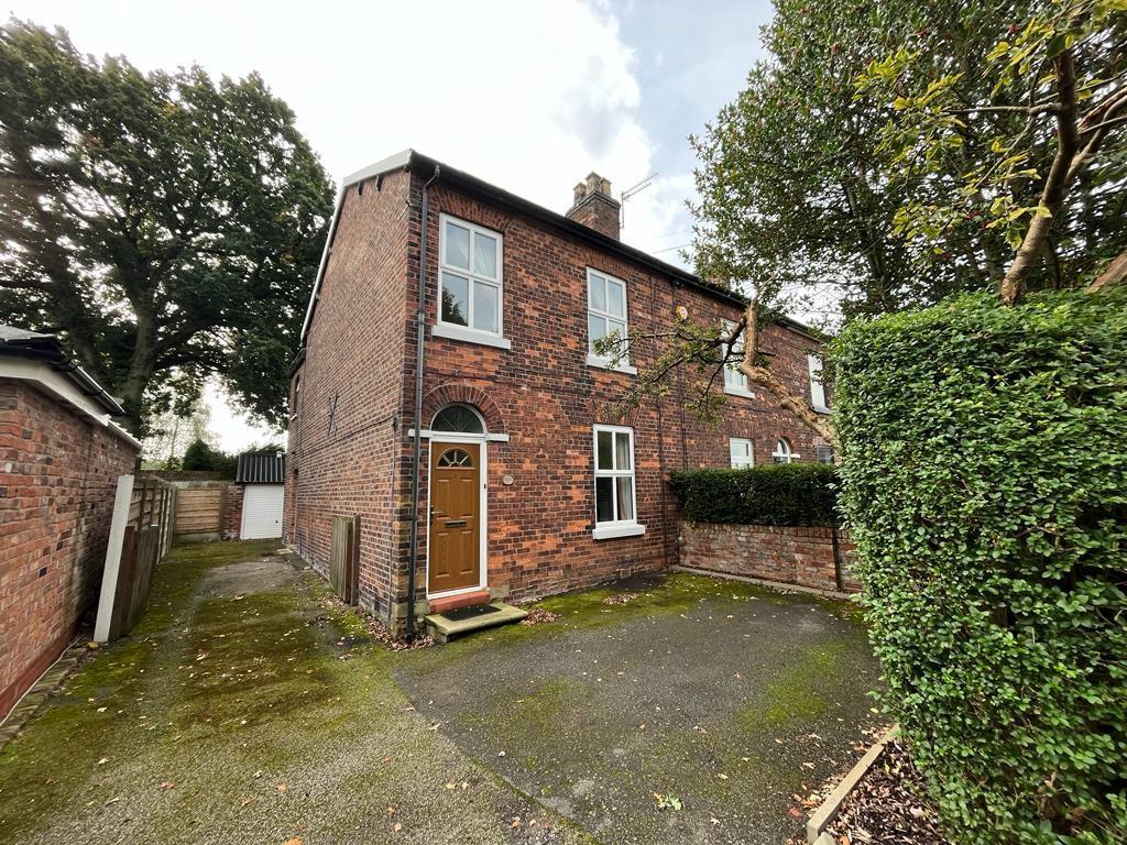 Knutsford Road, Alderley Edge 3 bed end of terrace house for sale £399,950