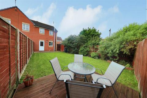 2 bedroom semi-detached house for sale, St. Aidans Way, Hull