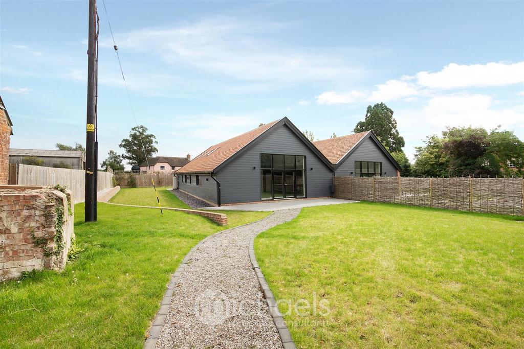 Aldham Farm Barns Plot1 Micheals Branded (3 of 44).j