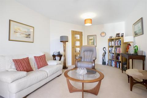 1 bedroom flat for sale, 37 Scholars Gate, Abbey Park Avenue, St. Andrews