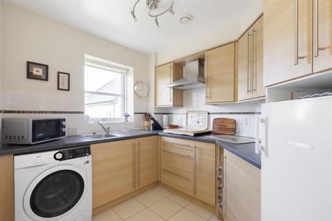 1 bedroom flat for sale, 37 Scholars Gate, Abbey Park Avenue, St. Andrews