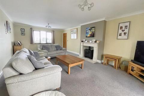 Hendre Hermon, Cynwyl Elfed, Carmarthen, SA33 6SR