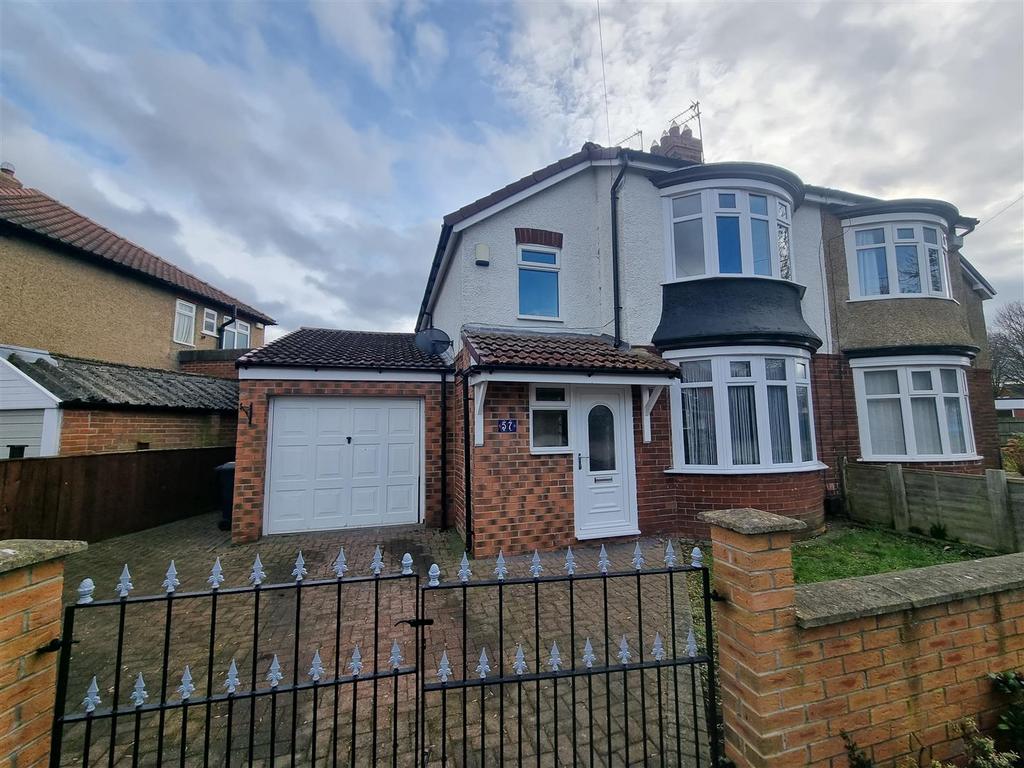Eastlea Avenue, Auckland 2 bed semidetached house for sale £135,000