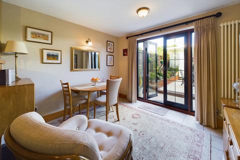 36 Dennis Road, East Molesey, KT8 9ED