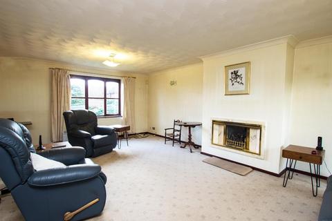 14 Knowlesly Meadows, Darwen, BB3 2UP