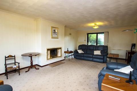14 Knowlesly Meadows, Darwen, BB3 2UP