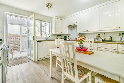 15 Chestnut Grove, Harrogate, HG1 4HS