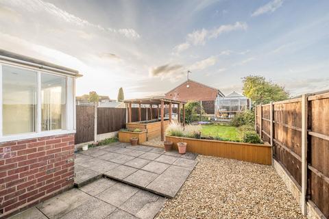 Debron Smithy Lane, Brierley Hill, DY5 4TN