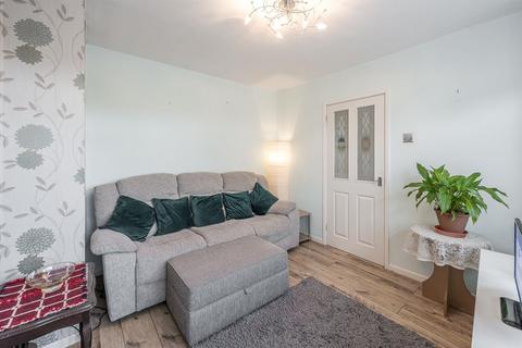 Debron Smithy Lane, Brierley Hill, DY5 4TN