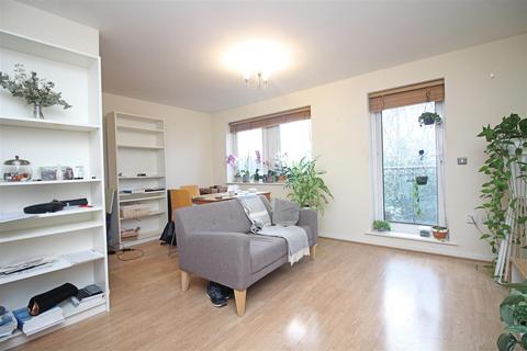 1 bedroom flat to rent, Goldsmiths Row, London